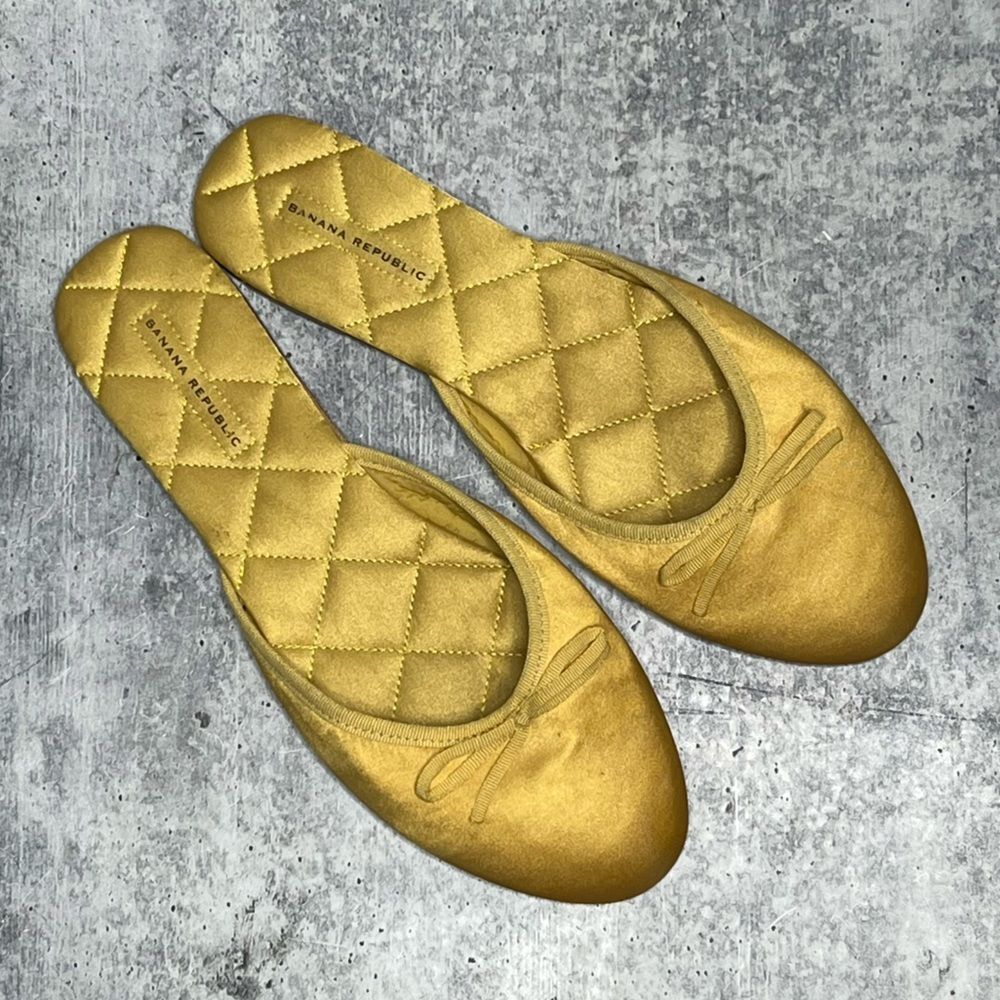 Banana Republic Yellow Satin Quilted Slippers 6